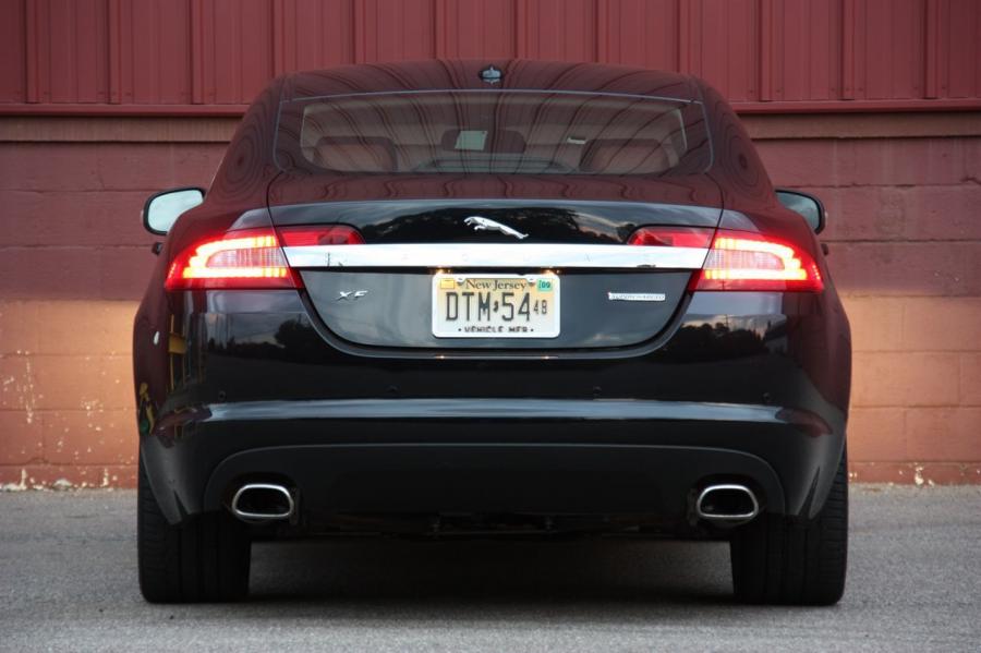  Jaguar XF Supercharged 2009 года  (фото 5 из 44)